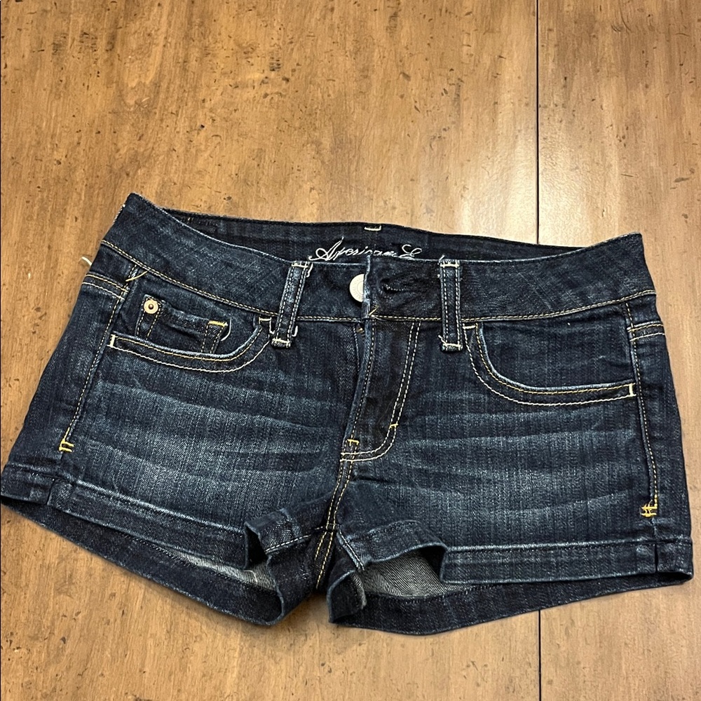 American Eagle low rise vintage jean shorts